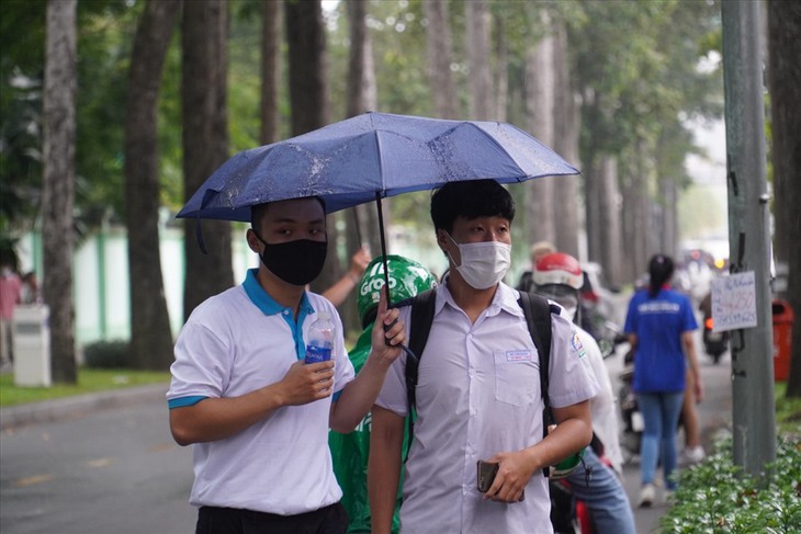 Thời tiết 3 ngày diễn ra kỳ thi tốt nghiệp THPT 2024 sẽ thế nào?- Ảnh 2.