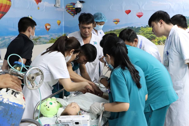 Bé gái 3 tuổi bị ung thư âm đạo hiếm gặp- Ảnh 2.