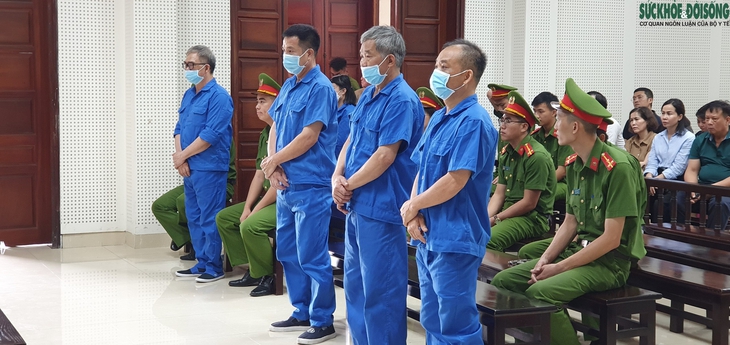 Ông Đỗ Hữu Ca được giảm 3 năm tù giam tại phiên phúc thẩm- Ảnh 1. Ông Đỗ Hữu Ca được giảm 3 năm tù giam tại phiên phúc thẩm- Ảnh 1.