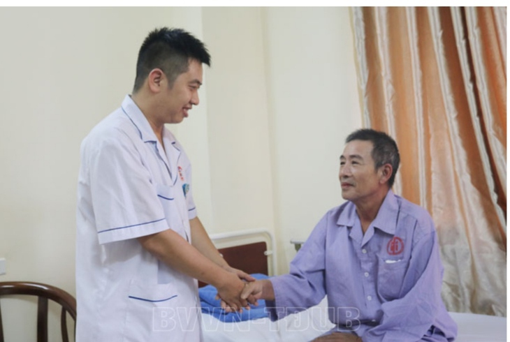 Cứu sống bệnh nhân nhồi máu cơ tim cấp ngừng tuần hoàn- Ảnh 1.