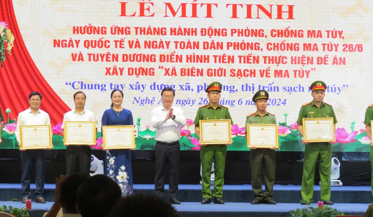 Tăng cường đấu tranh ngăn chặn Tăng cường đấu tranh ngăn chặn