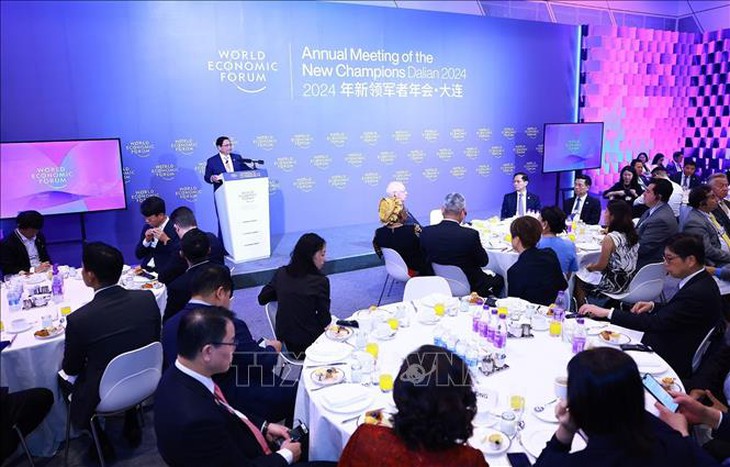Thủ tướng Phạm Minh Chính đối thoại với lãnh đạo các tập đoàn lớn của WEF- Ảnh 4. Thủ tướng Phạm Minh Chính đối thoại với lãnh đạo các tập đoàn lớn của WEF- Ảnh 4.