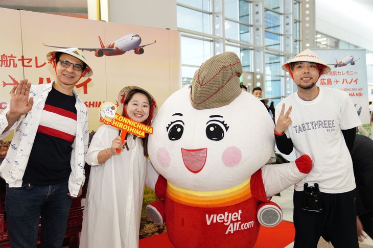 Top 50 công ty niêm yết tốt nhất của Forbes gọi tên Vinamilk, Petrolimex, Vietjet, Hoà Phát, FPT…- Ảnh 2.