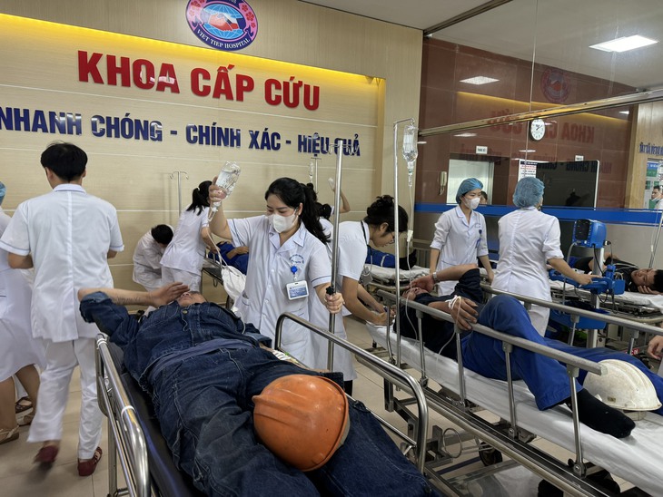 Bộ Y tế: Đình chỉ ngay bếp ăn Nhà máy Đóng tàu Sông Cấm khiến 127 người ngộ độc phải nhập viện- Ảnh 1. Bộ Y tế: Đình chỉ ngay bếp ăn Nhà máy Đóng tàu Sông Cấm khiến 127 người ngộ độc phải nhập viện- Ảnh 1.