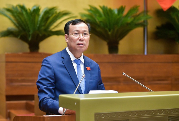 Thông qua Luật Đường bộ: Chưa quy định thu phí giao thông đối với ô tô cá nhân đi vào nội đô- Ảnh 2.