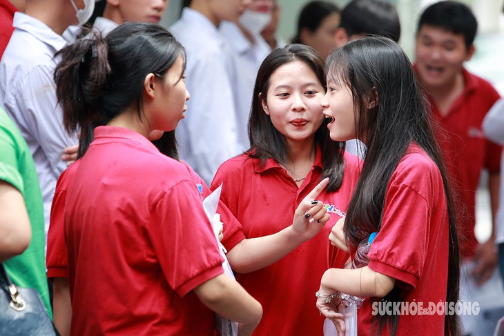 Thí sinh tự tin bước vào thi môn Toán tốt nghiệp THPT- Ảnh 2.