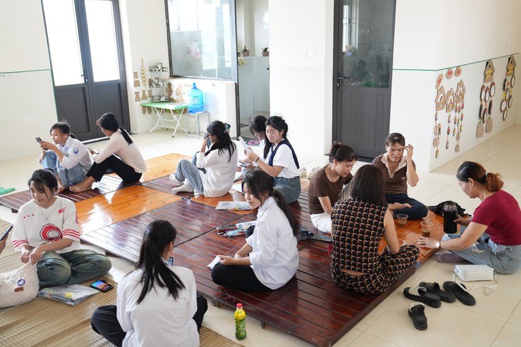 Thí sinh tự tin bước vào thi môn Toán tốt nghiệp THPT- Ảnh 8.
