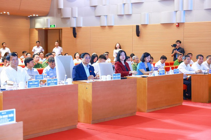 Thủ tướng: Phấn đấu 100% người dân Hà Nội được cấp Hồ sơ sức khỏe điện tử cá nhân- Ảnh 1.