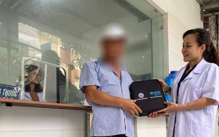 Người nhiễm HIV sẽ được hỗ trợ 100% kinh phí khi mua thẻ BHYT?