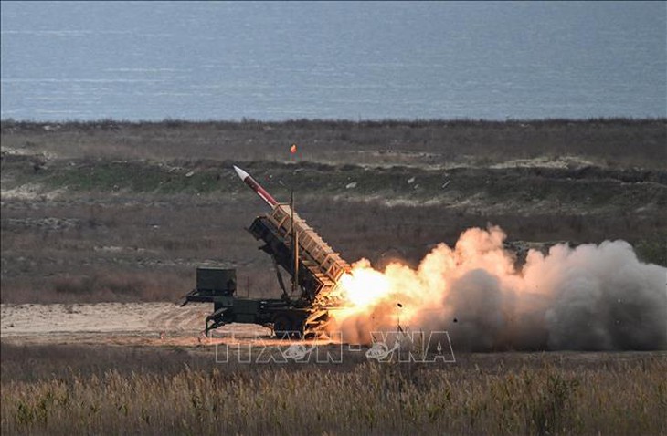 Mỹ sẽ chuyển hệ thống phòng không Patriot từ Israel sang cho Ukraine- Ảnh 1.