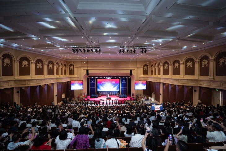 Trường đại học VinUni công nhận tốt nghiệp niên khóa đầu tiên - Ảnh 2. Trường đại học VinUni công nhận tốt nghiệp niên khóa đầu tiên - Ảnh 2.