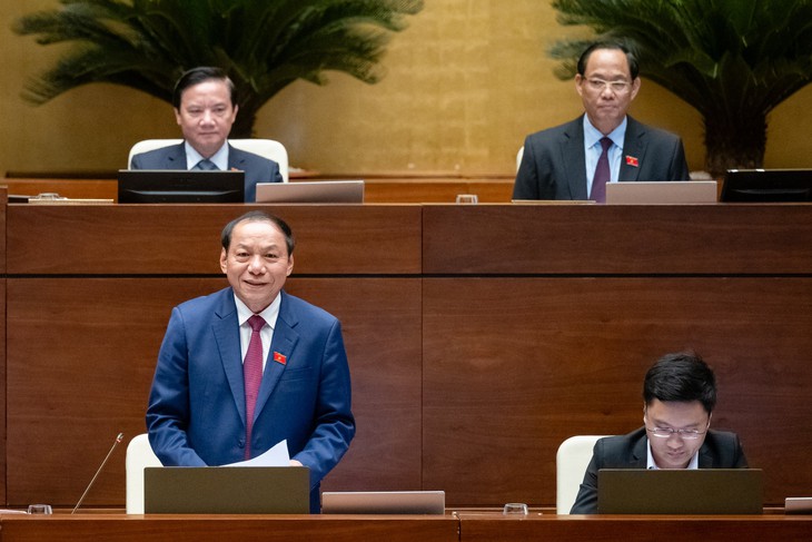 Việc trẻ em nhảy múa xin tiền khách ở các phiên chợ vùng cao, Bộ trưởng Bộ VHTT&DL nêu giải pháp gì?
- Ảnh 2. Việc trẻ em nhảy múa xin tiền khách ở các phiên chợ vùng cao, Bộ trưởng Bộ VHTT&DL nêu giải pháp gì?
- Ảnh 2.