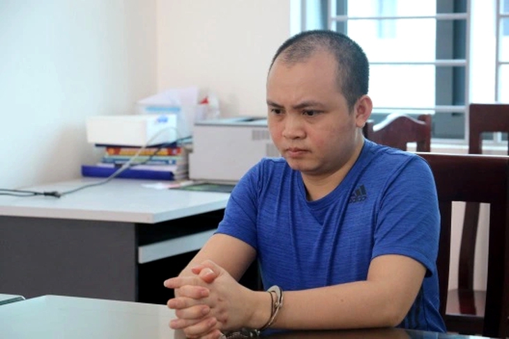 Nguyễn Văn Kiên, đối tượng cầm đầu ổ nhóm lừa đảo chiếm đoạt tài sản. Nguyễn Văn Kiên, đối tượng cầm đầu ổ nhóm lừa đảo chiếm đoạt tài sản.