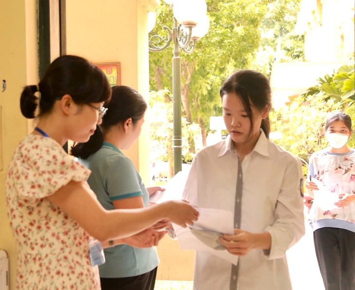 Quên giấy tờ khi dự thi lớp 10, thí sinh có nên quay về nhà lấy?- Ảnh 1.