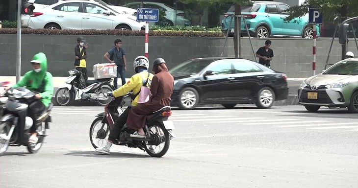Chuyên gia giao thông: Để phạt nguội xe máy cần định danh chính chủ phương tiện- Ảnh 4. Chuyên gia giao thông: Để phạt nguội xe máy cần định danh chính chủ phương tiện- Ảnh 4.