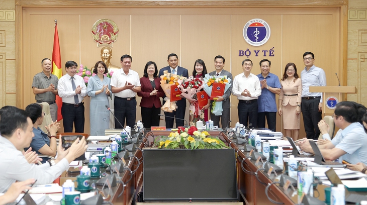 Bộ Y tế bổ nhiệm lãnh đạo Vụ Bảo hiểm Y tế và Cục An toàn thực phẩm- Ảnh 1.