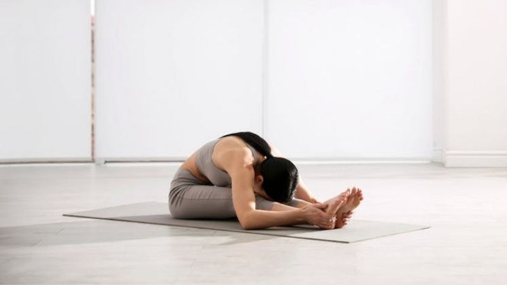 4 tư thế yoga giúp cơ thể giải độc- Ảnh 3.