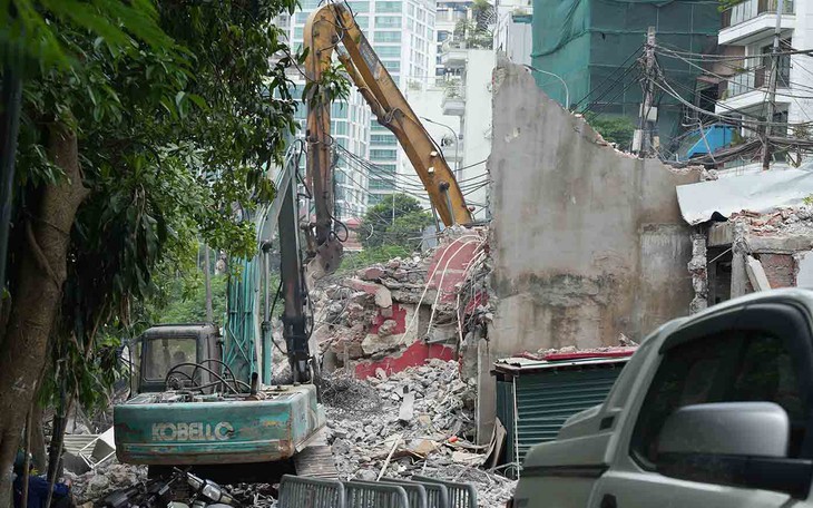 Mất 4 năm để giải phóng mặt bằng tuyến đường dài 1km