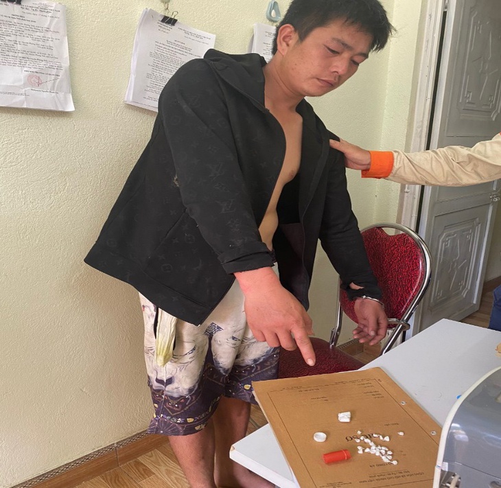 Trả công cho người cày ruộng thuê bằng heroin- Ảnh 1.