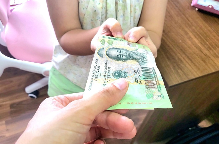 Chuyên gia giáo dục khuyên 6 điều nên dạy trẻ về tiền- Ảnh 1.