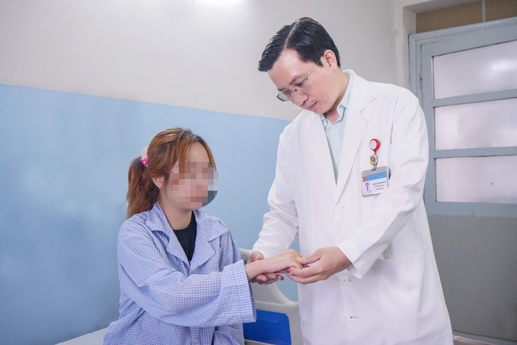 Cô gái phát hiện bệnh nguy hiểm, biến chứng đa cơ quan sau bữa tiệc- Ảnh 1.