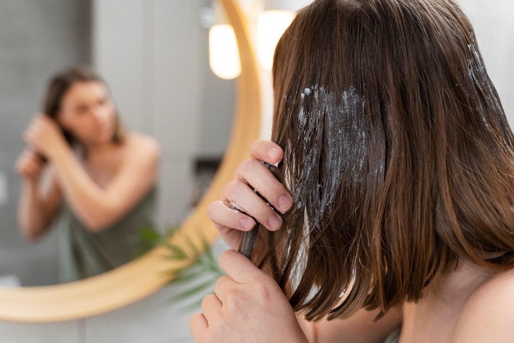 Thói quen gây rụng tóc khi gội đầu bạn cần biết- Ảnh 1. Thói quen gây rụng tóc khi gội đầu bạn cần biết- Ảnh 1.