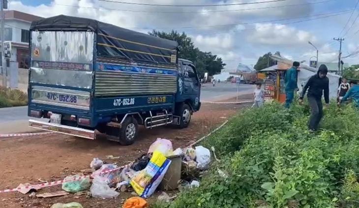 Truy bắt nghi phạm đâm nam thanh niên tử vong tại vựa sầu riêng- Ảnh 1. Truy bắt nghi phạm đâm nam thanh niên tử vong tại vựa sầu riêng- Ảnh 1.
