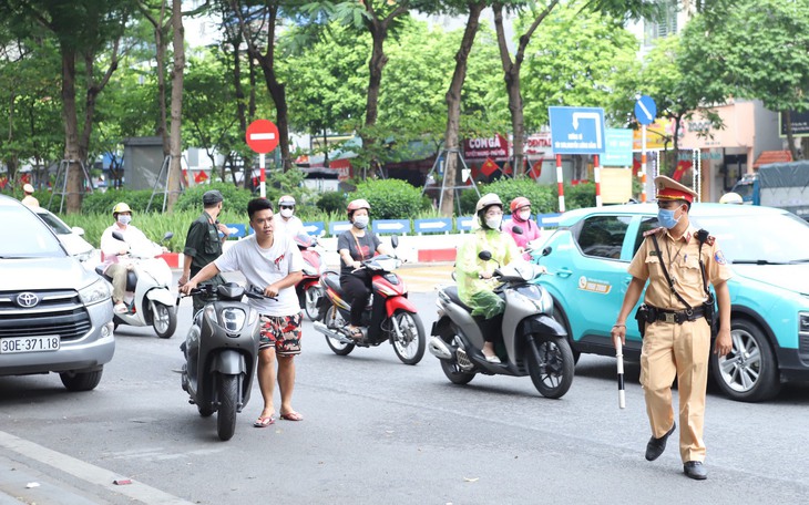 Hà Nội: Hơn 167.000 trường hợp vi phạm giao thông bị xử lý trong nửa đầu năm 2024