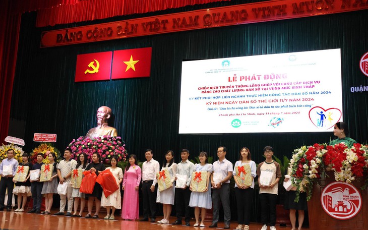 Thuộc nhóm có mức sinh thấp, TPHCM thực hiện thông điệp 