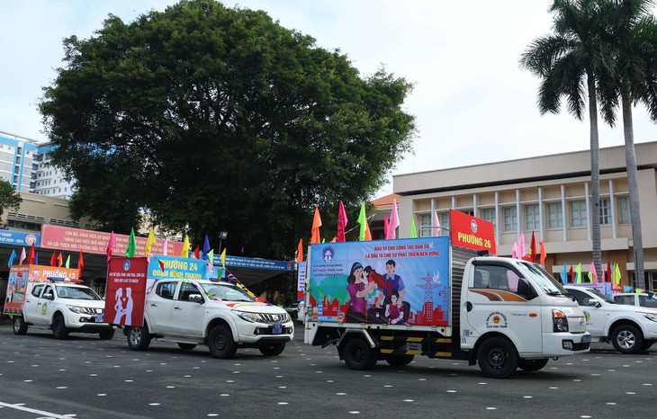 Thuộc nhóm có mức sinh thấp, TPHCM thực hiện thông điệp 'Mỗi cặp vợ chồng sinh đủ 2 con'- Ảnh 2. Thuộc nhóm có mức sinh thấp, TPHCM thực hiện thông điệp 'Mỗi cặp vợ chồng sinh đủ 2 con'- Ảnh 2.