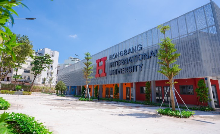 Thêm nguồn nhân lực chất lượng cho lĩnh vực sức khỏe- Ảnh 4. Thêm nguồn nhân lực chất lượng cho lĩnh vực sức khỏe- Ảnh 4.