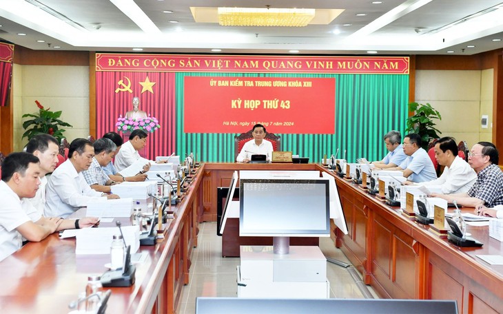 UBKT Trung ương quyết định thi hành kỷ luật nhiều cán bộ