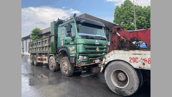 Khởi tố lái xe gây tai nạn làm 4 người tử vong tại Hoài Đức- Ảnh 2. Khởi tố lái xe gây tai nạn làm 4 người tử vong tại Hoài Đức- Ảnh 2.