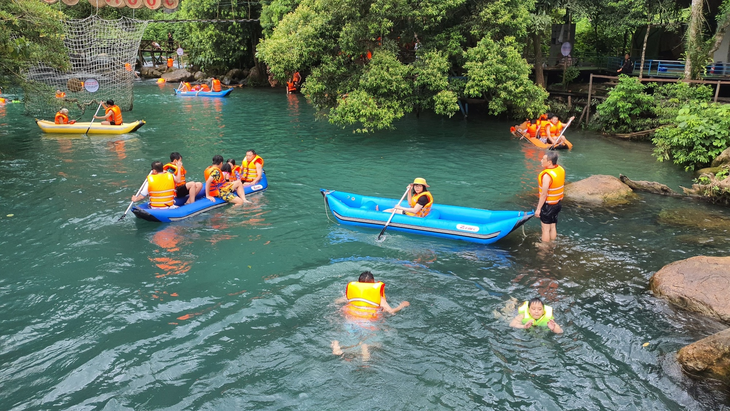 Quảng Bình là một trong những điểm đến đẹp nhất thế giới- Ảnh 1. Quảng Bình là một trong những điểm đến đẹp nhất thế giới- Ảnh 1.