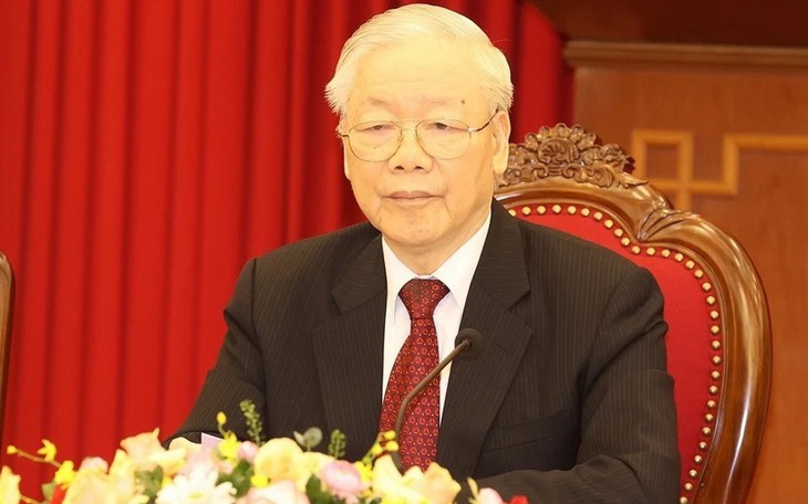 Bộ Chính trị trao Huân chương Sao Vàng tặng Tổng Bí thư Nguyễn Phú Trọng