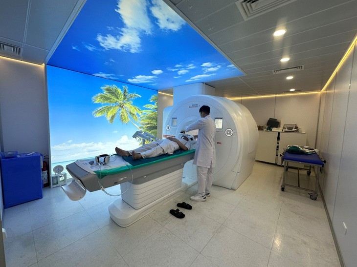 Bệnh viện tỉnh Phú Thọ có nhiều trang thiết bị y tế hiện đại đáp ứng tốt nhu cầu khám chữa bệnh của nhân dân- Ảnh 3. Bệnh viện tỉnh Phú Thọ có nhiều trang thiết bị y tế hiện đại đáp ứng tốt nhu cầu khám chữa bệnh của nhân dân- Ảnh 3.