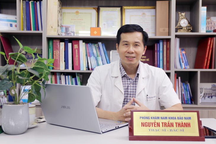 Nam giới vệ sinh vùng kín thế nào cho đúng, tránh viêm nhiễm?- Ảnh 1.