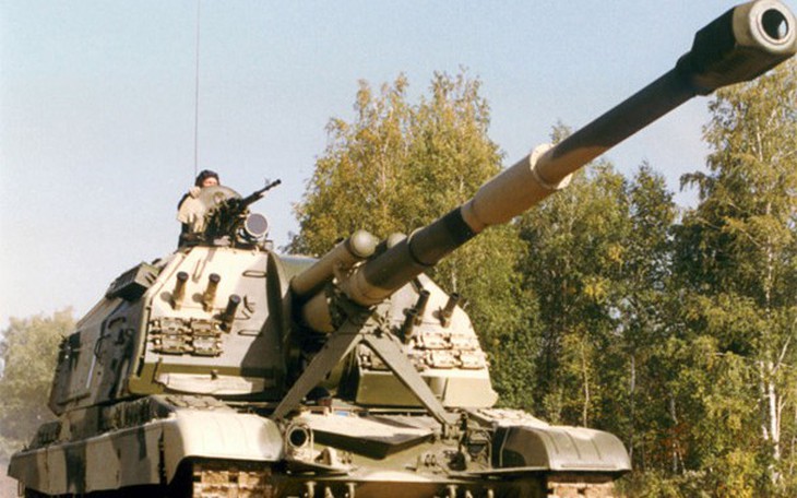 Nga tấn công thành trì Ukraine bằng pháo tự hành 152mm