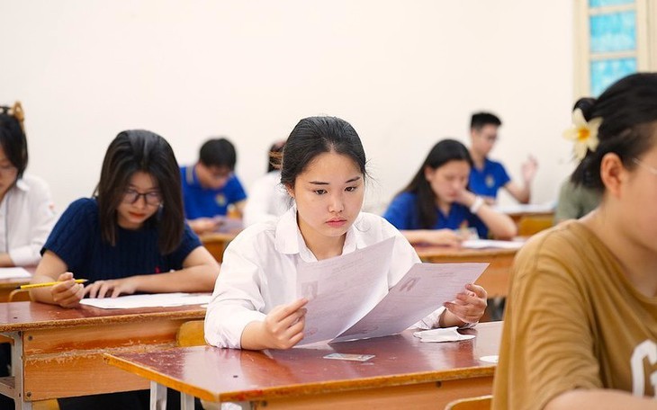 Điểm chuẩn đại học năm nay biến động thế nào?