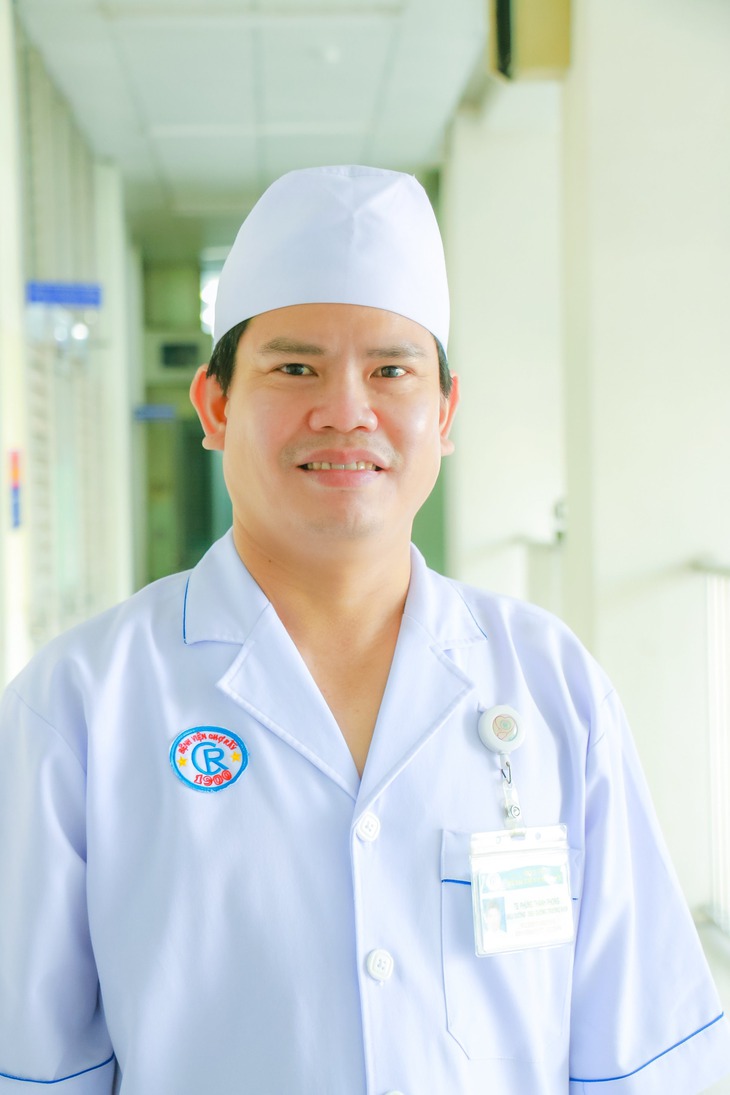Tôn vinh điều dưỡng viên tiêu biểu: Sát cánh cùng đồng nghiệp vì sức khoẻ người bệnh- Ảnh 3.