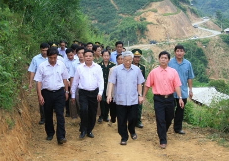Xúc động hình ảnh Tổng Bí thư Nguyễn Phú Trọng với nhân dân huyện biên giới xa xôi của Thanh Hóa- Ảnh 1. Xúc động hình ảnh Tổng Bí thư Nguyễn Phú Trọng với nhân dân huyện biên giới xa xôi của Thanh Hóa- Ảnh 1.