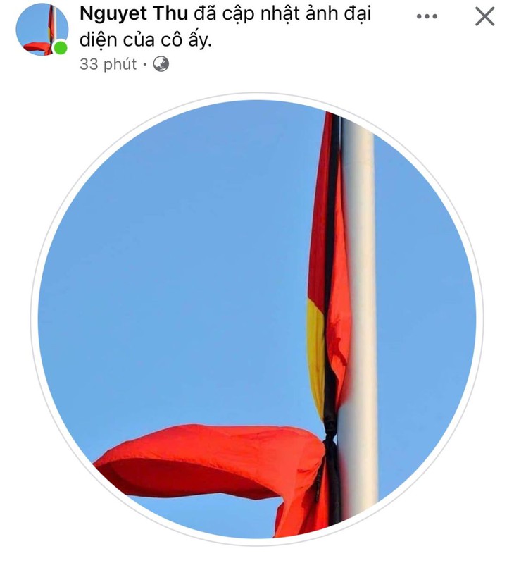 Người dân TP Hồ Chí Minh bày tỏ tiếc thương Tổng Bí thư Nguyễn Phú Trọng - một nhân cách lớn của dân tộc- Ảnh 1. Người dân TP Hồ Chí Minh bày tỏ tiếc thương Tổng Bí thư Nguyễn Phú Trọng - một nhân cách lớn của dân tộc- Ảnh 1.
