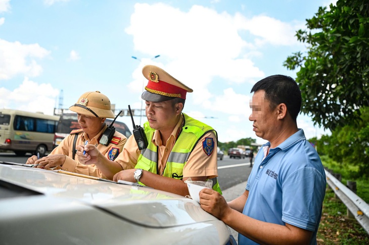 CSGT sẽ ghi hình phương tiện vi phạm trên cao tốc- Ảnh 3.
