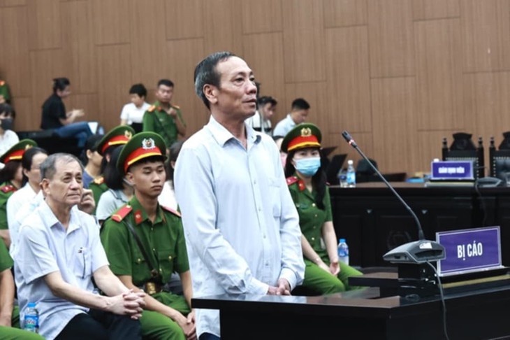 Cựu Chủ tịch FLC khai chưa bao giờ muốn chiếm đoạt tiền của nhà đầu tư- Ảnh 3. Cựu Chủ tịch FLC khai chưa bao giờ muốn chiếm đoạt tiền của nhà đầu tư- Ảnh 3.