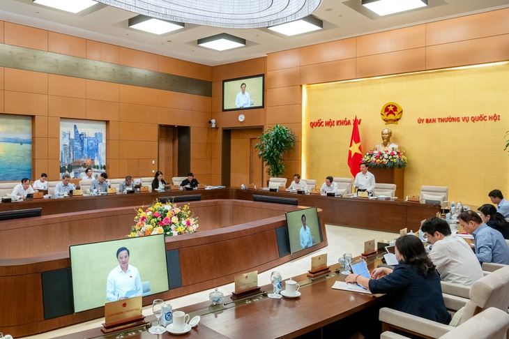 Thống nhất sửa đổi Luật Sĩ quan Quân đội nhân dân Việt Nam vào Kỳ họp thứ 8, Quốc hội khóa XV- Ảnh 1. Thống nhất sửa đổi Luật Sĩ quan Quân đội nhân dân Việt Nam vào Kỳ họp thứ 8, Quốc hội khóa XV- Ảnh 1.