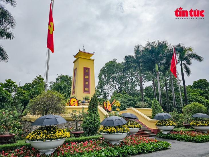 Bảo đảm an ninh tuyệt đối Lễ an táng Tổng Bí thư tại Nghĩa trang Mai Dịch- Ảnh 12. Bảo đảm an ninh tuyệt đối Lễ an táng Tổng Bí thư tại Nghĩa trang Mai Dịch- Ảnh 12.