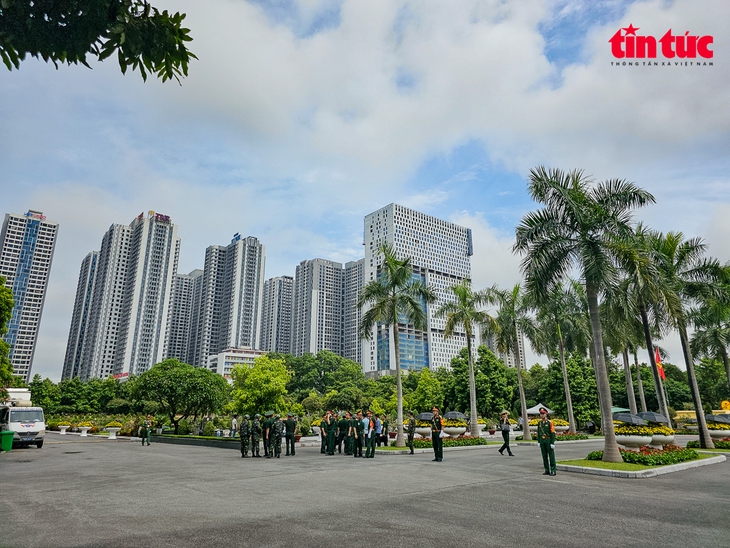 Bảo đảm an ninh tuyệt đối Lễ an táng Tổng Bí thư tại Nghĩa trang Mai Dịch- Ảnh 14. Bảo đảm an ninh tuyệt đối Lễ an táng Tổng Bí thư tại Nghĩa trang Mai Dịch- Ảnh 14.