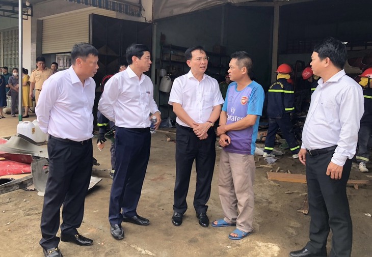 Hiện trường vụ tai nạn giao thông làm 3 người tử vong- Ảnh 7. Hiện trường vụ tai nạn giao thông làm 3 người tử vong- Ảnh 7.