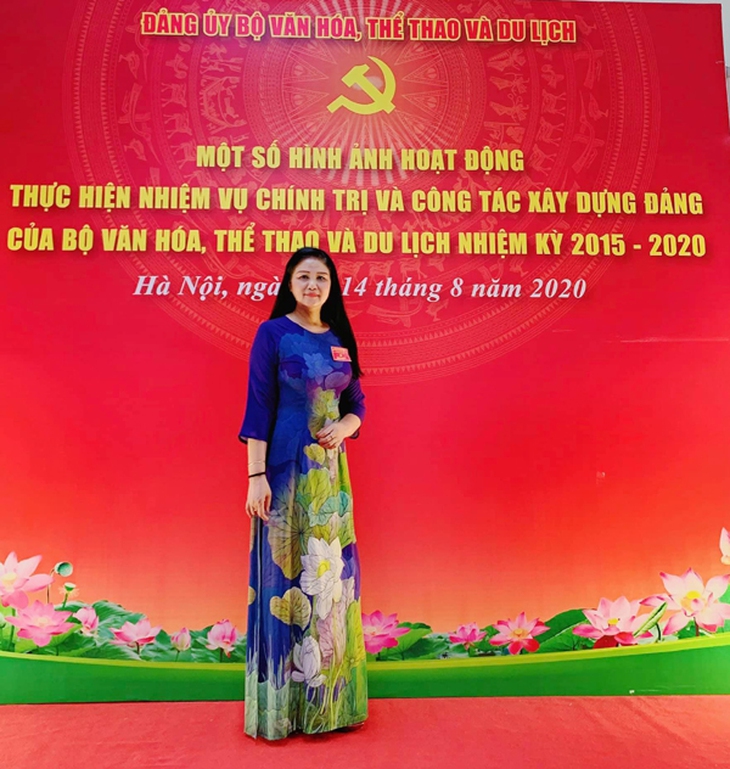 Hôn nhân đời thực bên chồng kém 7 tuổi của nữ NSND chèo nổi tiếng miền Bắc- Ảnh 4. Hôn nhân đời thực bên chồng kém 7 tuổi của nữ NSND chèo nổi tiếng miền Bắc- Ảnh 4.
