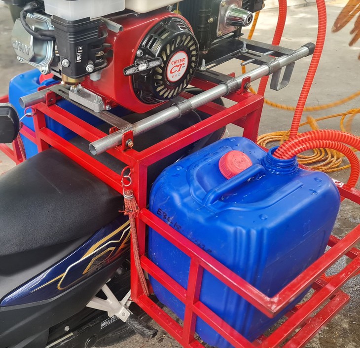 Ấn tượng mô hình chữa cháy lưu động bằng xe 2 bánh tại Nha Trang- Ảnh 3. Ấn tượng mô hình chữa cháy lưu động bằng xe 2 bánh tại Nha Trang- Ảnh 3.
